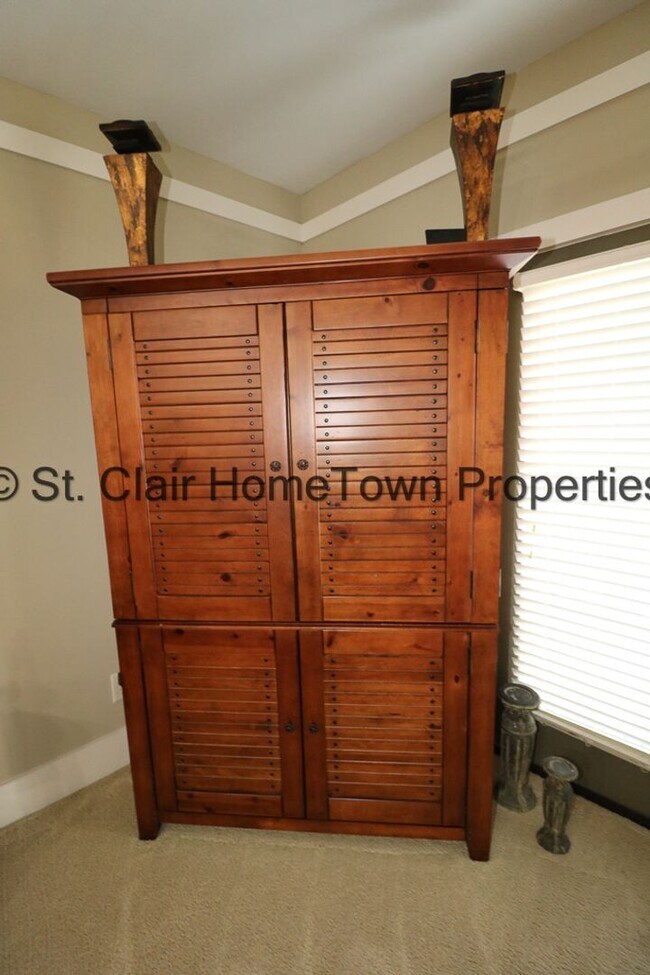 Building Photo - Furnished Condo on Logan Martin Lake