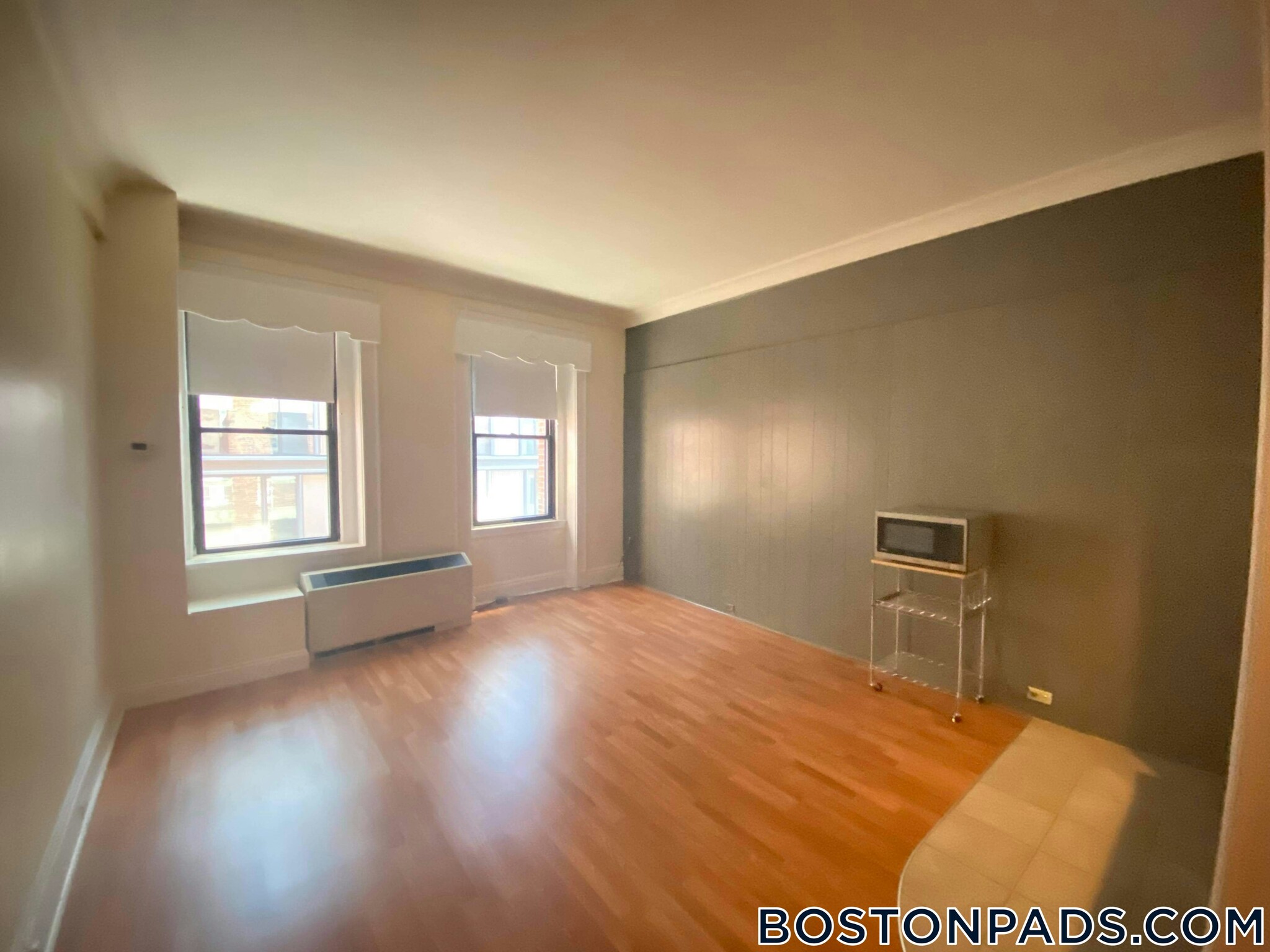 Building Photo - 62 Boylston St