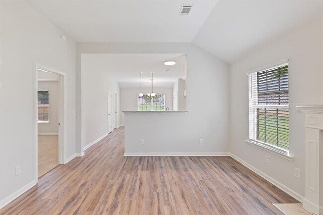 Building Photo - 2026 Dawsons Ml Ln