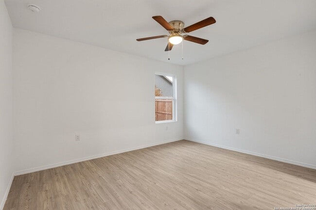 Building Photo - This beautiful single-story home has 4 bedrooms, 2 baths, vinyl flooring throughout, an open floo...