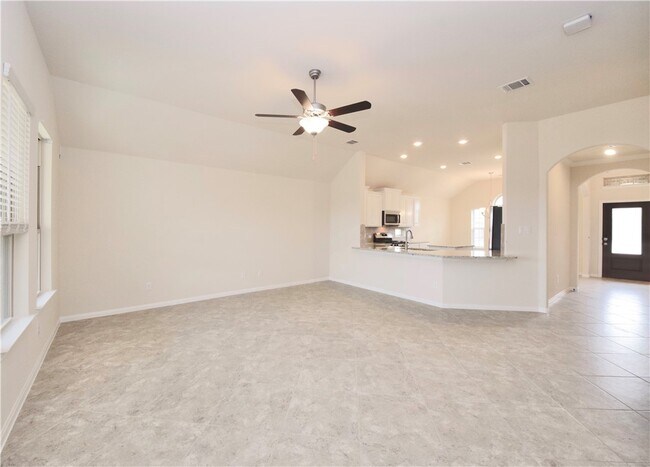 Building Photo - 1250 Chad Dr