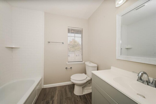 Building Photo - 8512 NW 86th St