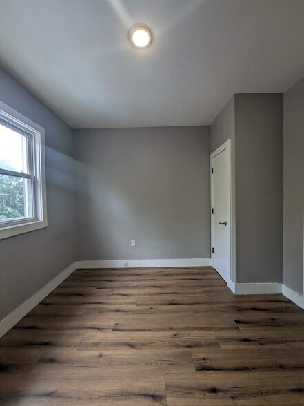 Building Photo - 273 Liberty Ave