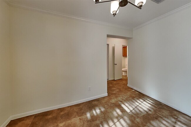Building Photo - 32334 Summer Park Ln