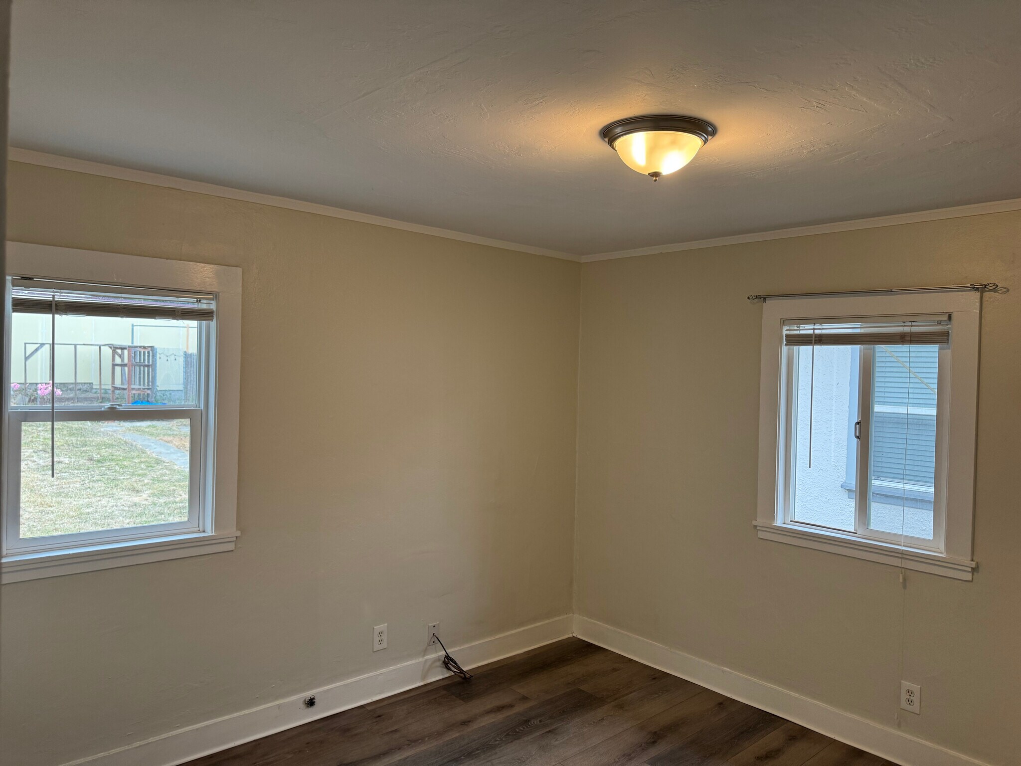 Building Photo - 4056 Santa Rita St