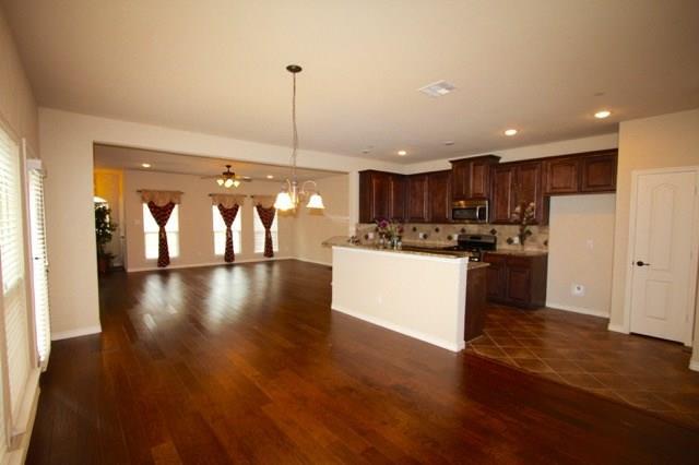 Building Photo - 4269 Comanche Dr