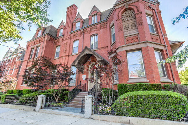 Building Photo - Campus Apartments