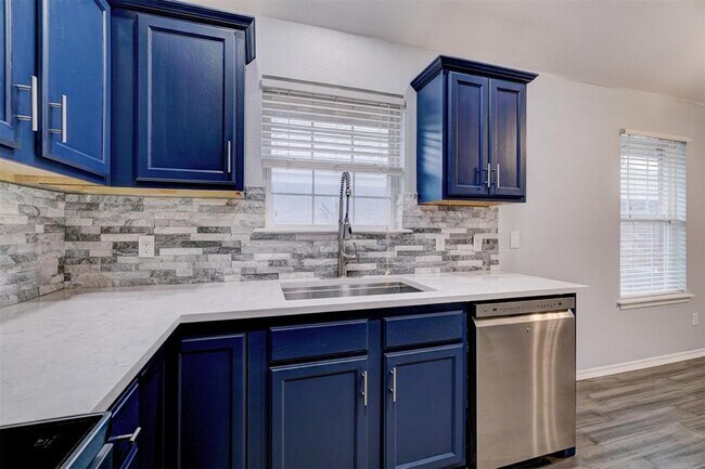 Building Photo - 408 Cherokee Gate Dr