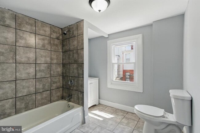 Building Photo - 937 N 45th St