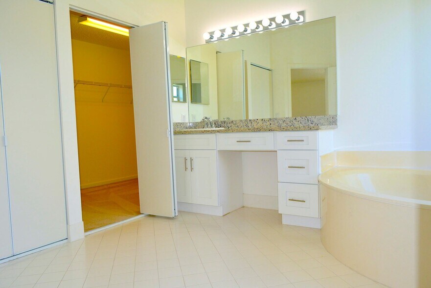 Building Photo - 3003 Caffia Way