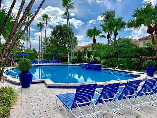 Building Photo - 9941 NW 32nd St