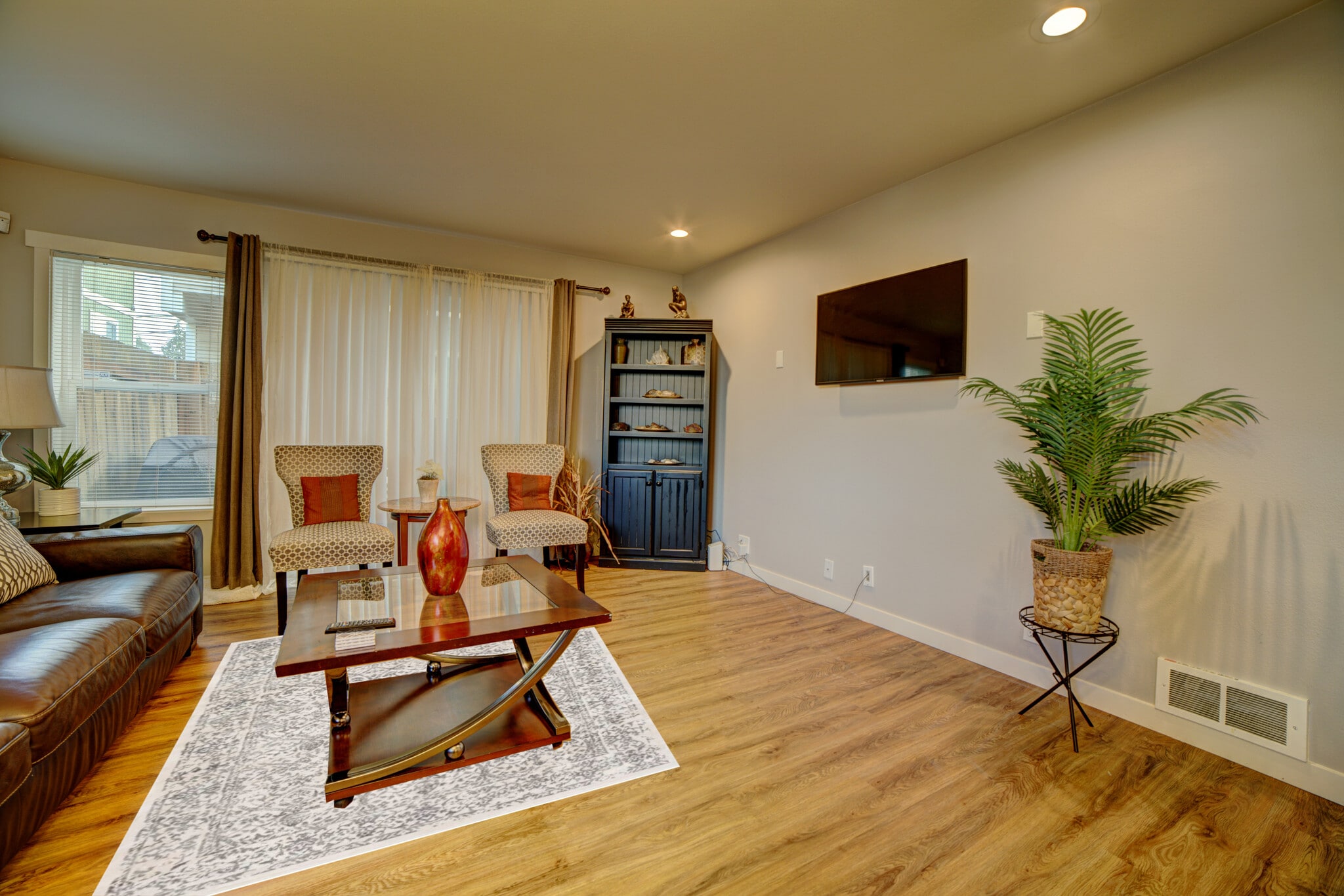 Building Photo - 10537 Midvale Ave N