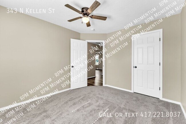 Building Photo - 343 Kellen St