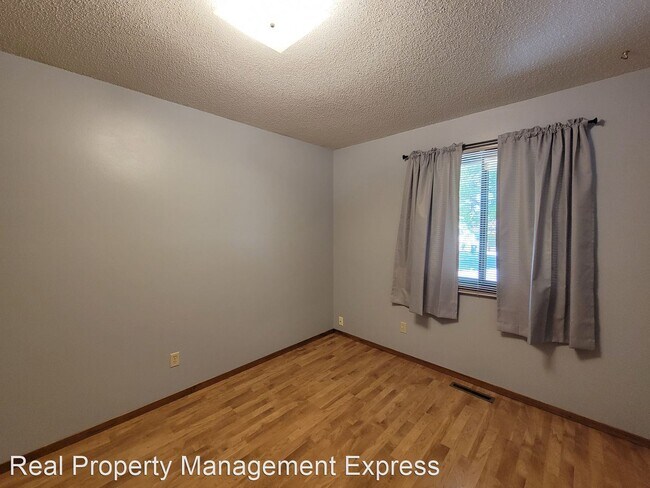 Building Photo - 4 br, 2 bath House - 5213 W Cottage Trail
