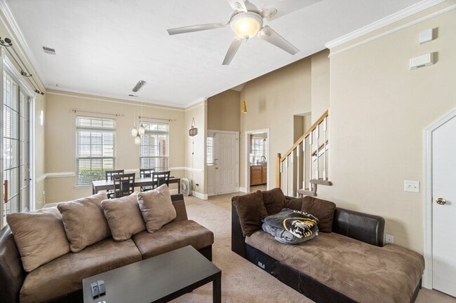Building Photo - 1540 Coolspring Way
