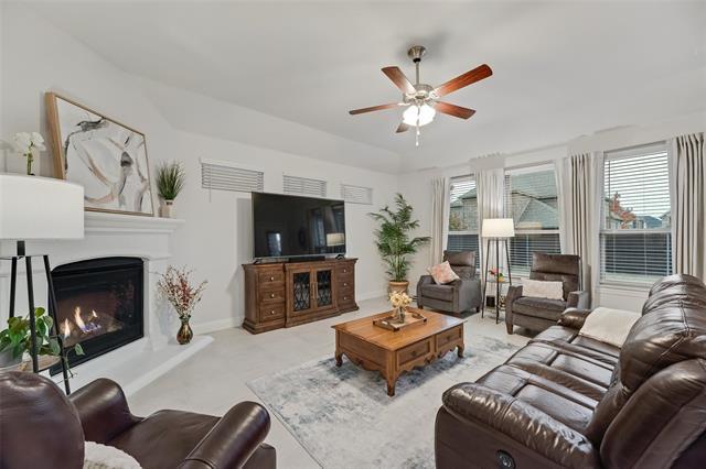 Building Photo - 1313 Benavites Dr