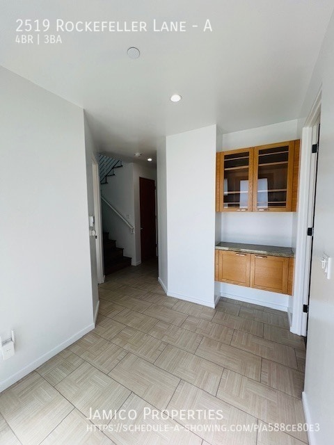 Building Photo - 2519 Rockefeller Ln