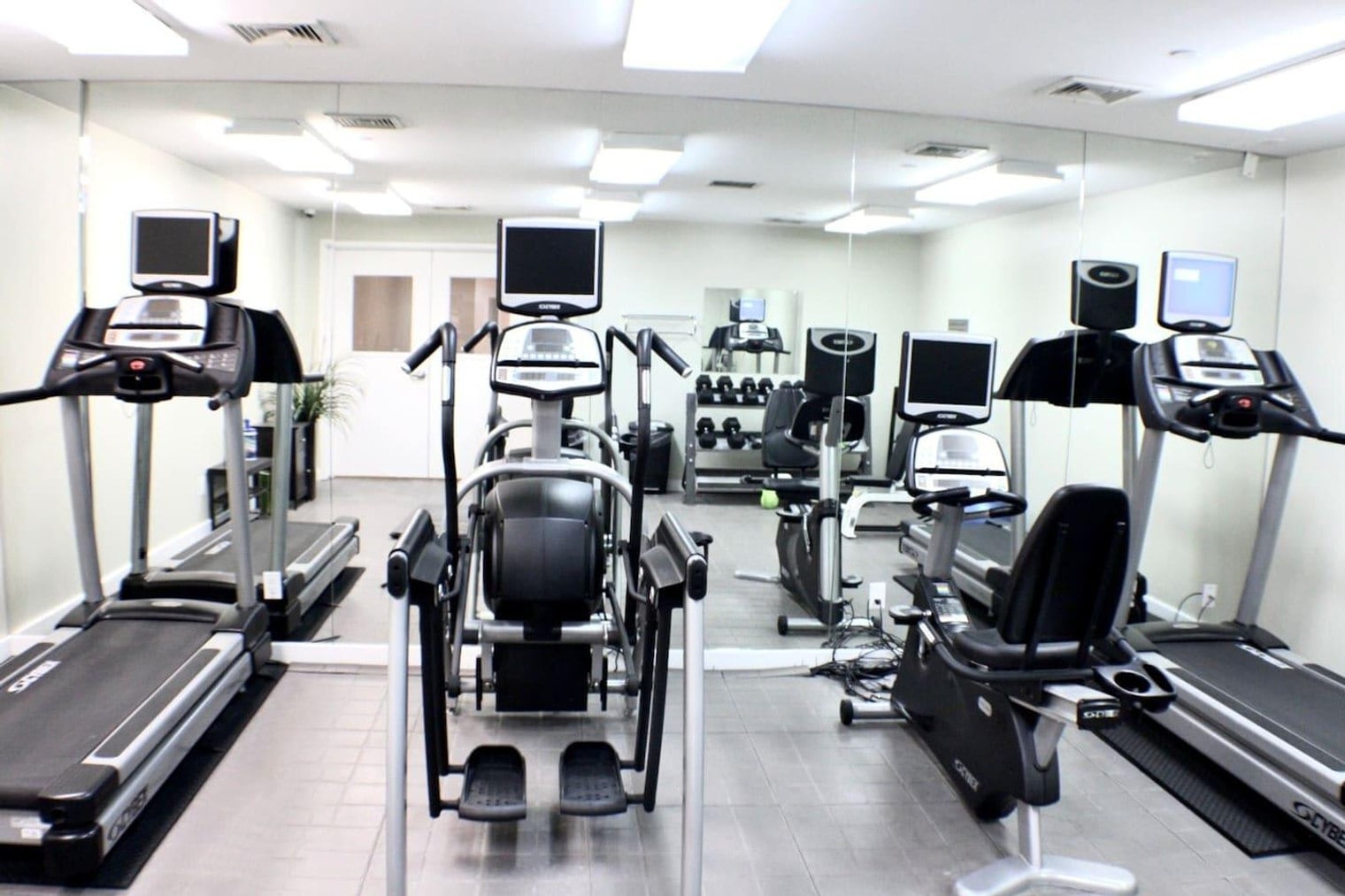 Building Photo - 1282 Broadway-SI ID344485P