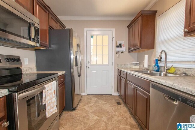 Building Photo - 2846 Brooklane Dr