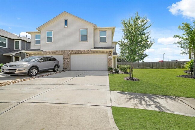 Building Photo - 7006 Cedar Breeze Ct