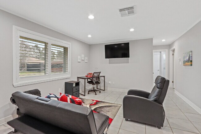 Building Photo - 6311 Bluestone Dr