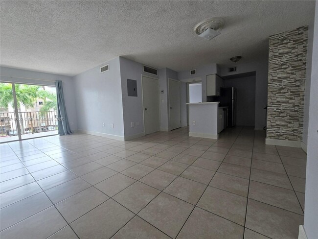 Building Photo - 15221 SW 80th St