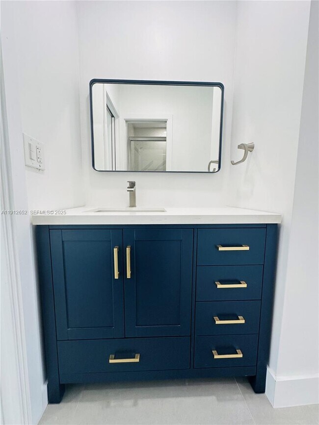 Building Photo - 7157 W 19th Ct