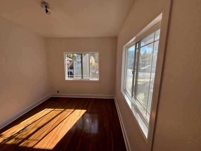 Building Photo - 3416 Cattaraugus Ave