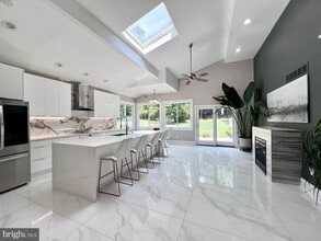 Building Photo - 3332 Philmont Ave