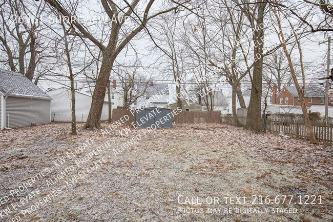 Building Photo - 26931 Shoreview Ave