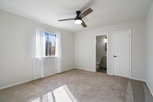 Building Photo - 304 Watergate Way