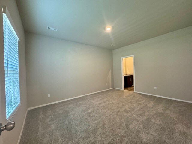 Building Photo - 3079 S Saline Aly