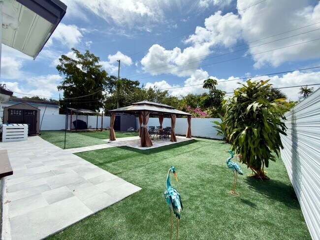 Building Photo - 210 Ocean Pkwy