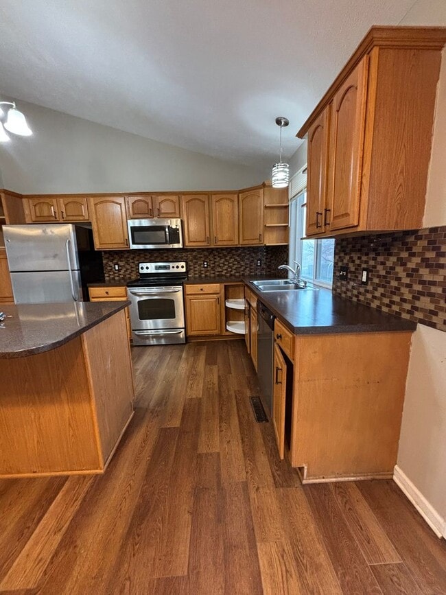 Building Photo - 6206 N 149th St