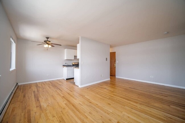 Building Photo - 5450 N Winthrop Ave