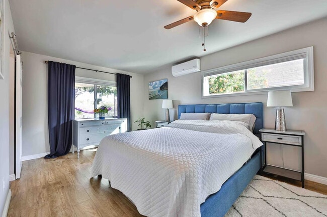 Building Photo - 6421 Carthage St