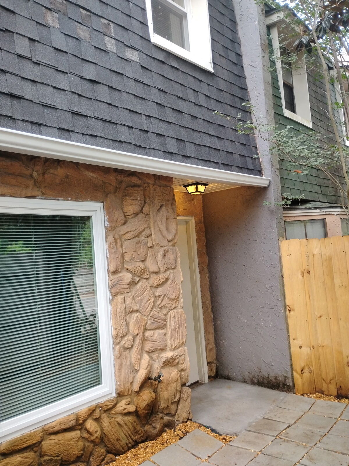 Building Photo - 566 Teal Ln
