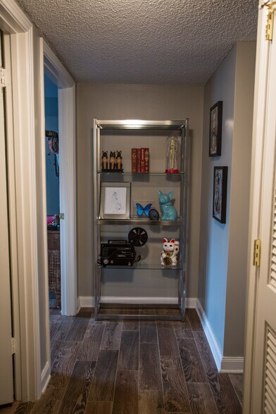 Building Photo - 2929 Selena Dr