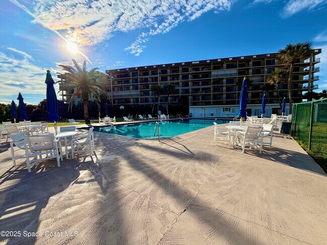 Building Photo - 3190 N Atlantic Ave