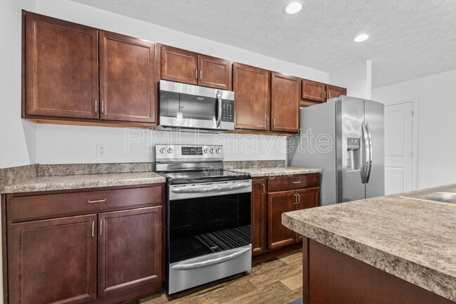 Building Photo - 4803 Dobson Dr