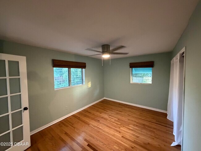 Building Photo - 117 Magnolia Dr