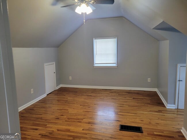 Building Photo - 1361 McClelland Ave