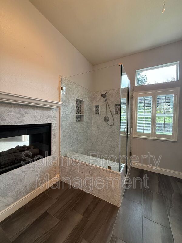 Building Photo - 2833 Prestwick Ct