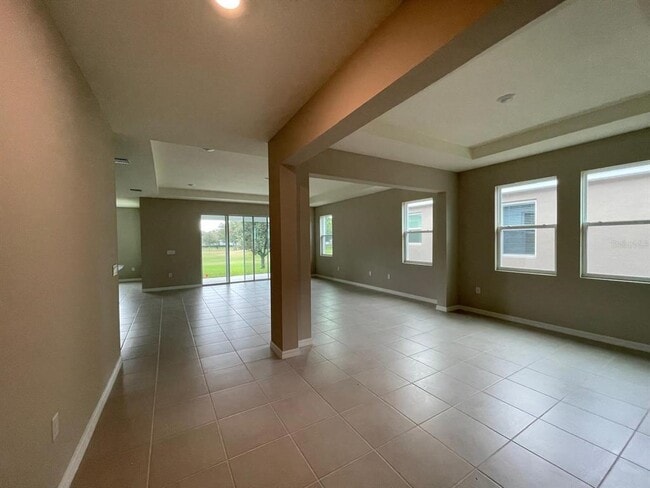 Building Photo - 4970 NW 39th Lp