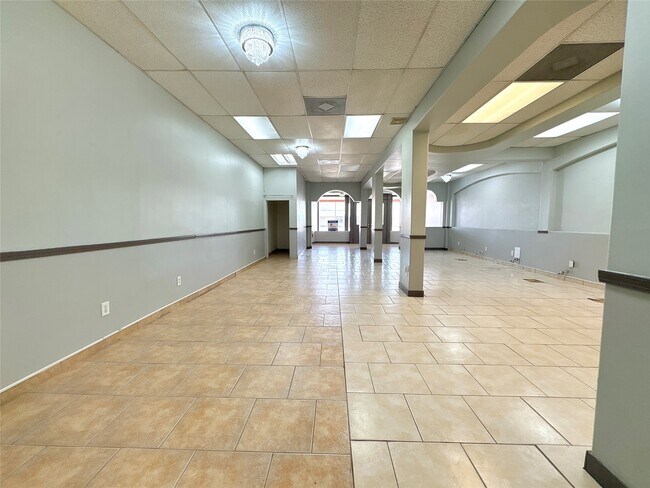Building Photo - 2036 Avenue F