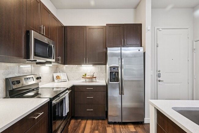 Building Photo - Reserve at Spring Creek