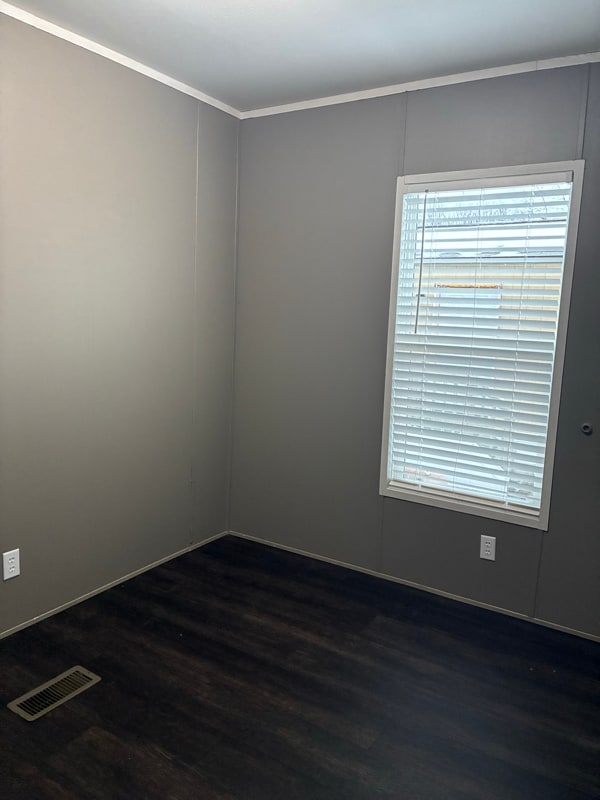 Building Photo - 4842 SW Topeka Blvd