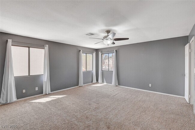 Building Photo - 2824 Autumn Haze Ln