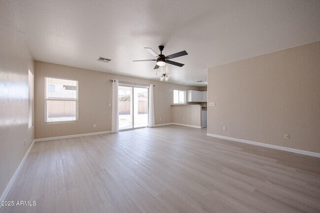Building Photo - 65 N 224th Ln