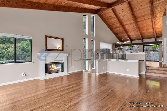 Building Photo - 15 Treasure Hill